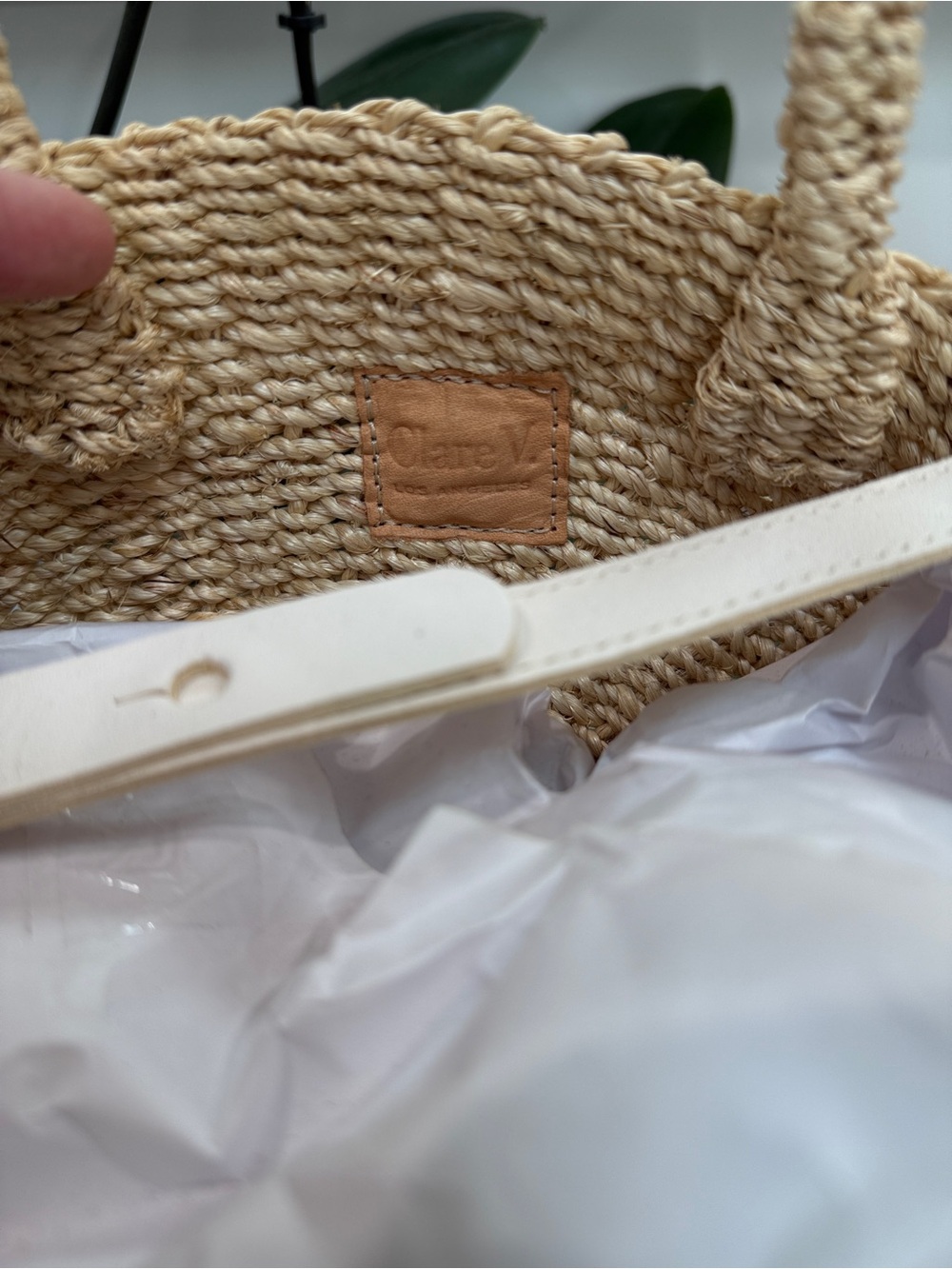 Round Woven Straw Tote Bag - Natural Beige - Picture 3 of 7
